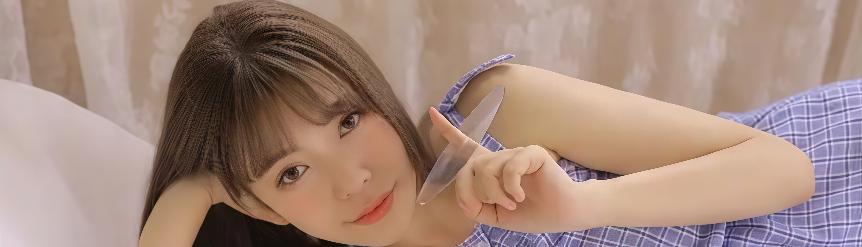 深夜吃瓜福利他们手握碎片化的信息,在最恰当的时机拼凑成一个足以毁灭或重塑一个人的“大瓜”。